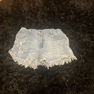 brand: buckle, size: L, color: light blue/jean, style: mid-rise/rips